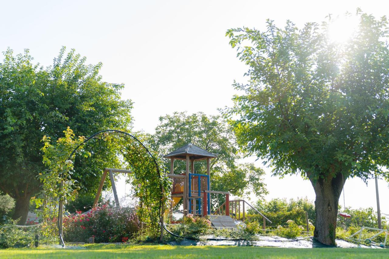 Agriturismo E Agricamping Le Nosare Villa Valeggio sul Mincio Exterior foto